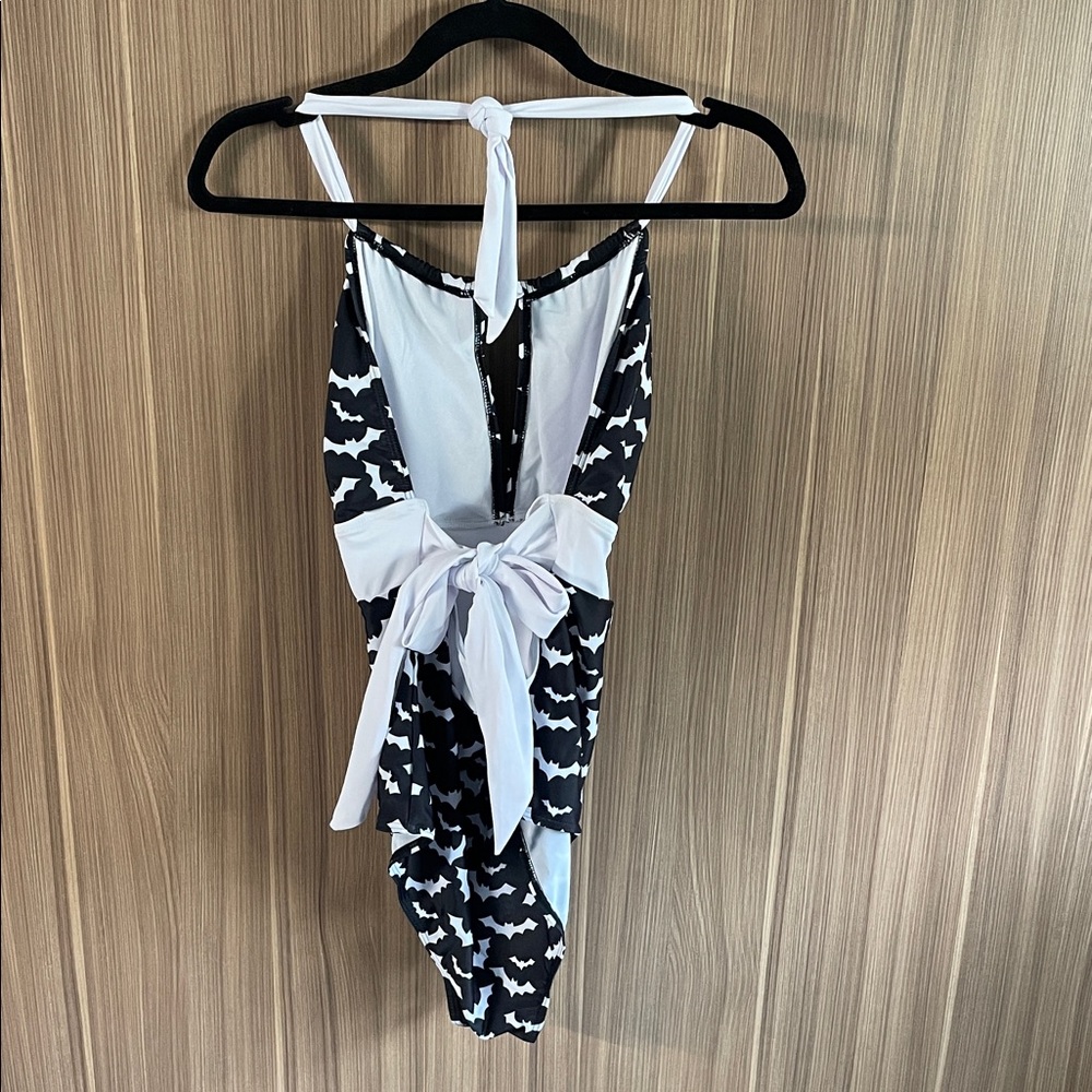 NWOT Womens Black and White Bat Print Swimsuit - Picture 2 of 5